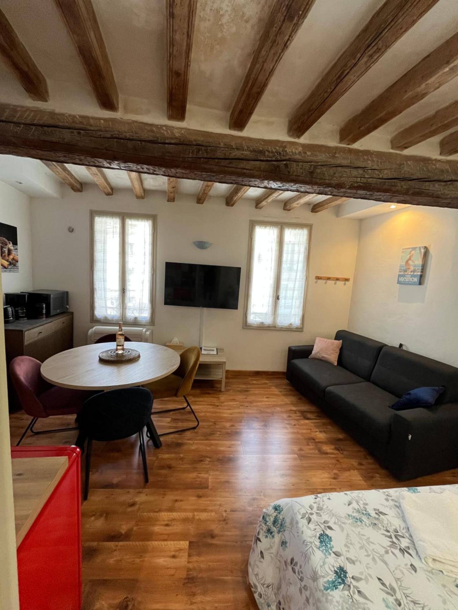 Avec Vue Sur Le Centre Historique Appartement LʼIsle-sur-la-Sorgue
